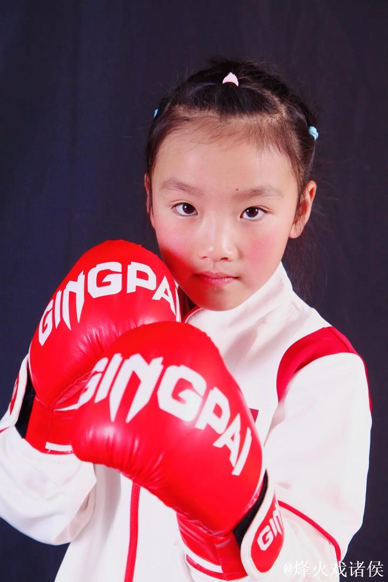 杨梦琪：“搏击少女” 用拳筑梦